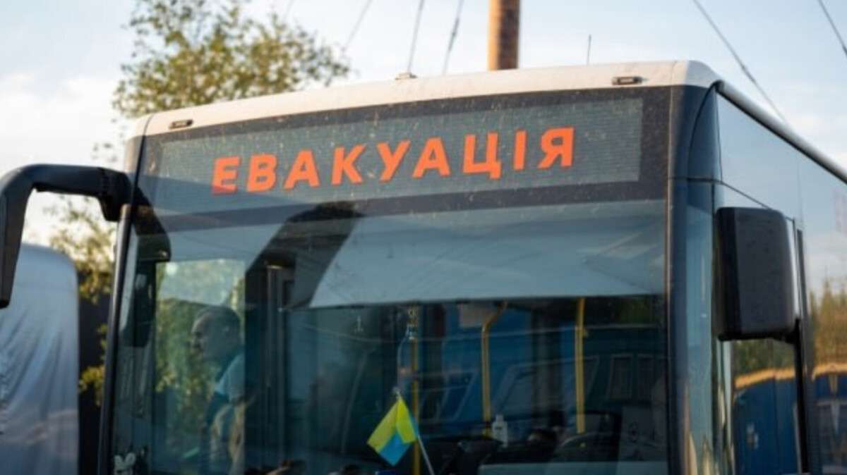 Обов'язкова евакуація на Дніпропетровщині: ще п'ять сіл додали до переліку