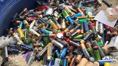 Утилізація старих акумуляторів