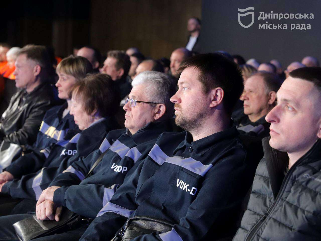 Мэр Борис Филатов отметил коммунальщиков города накануне их профессионального праздника