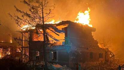 Ворожі БпЛА, авіабомби та артилерія атакували Дніпропетровщину: як минула ніч на 17 березня