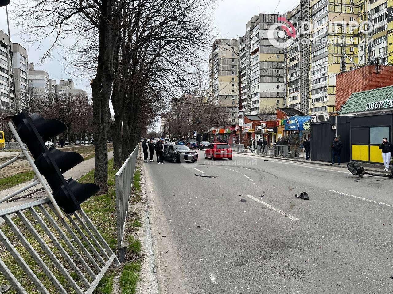 ДТП на Рабочей 24 марта: столкнулись Mercedes и Volkswagen, пострадал пешеход