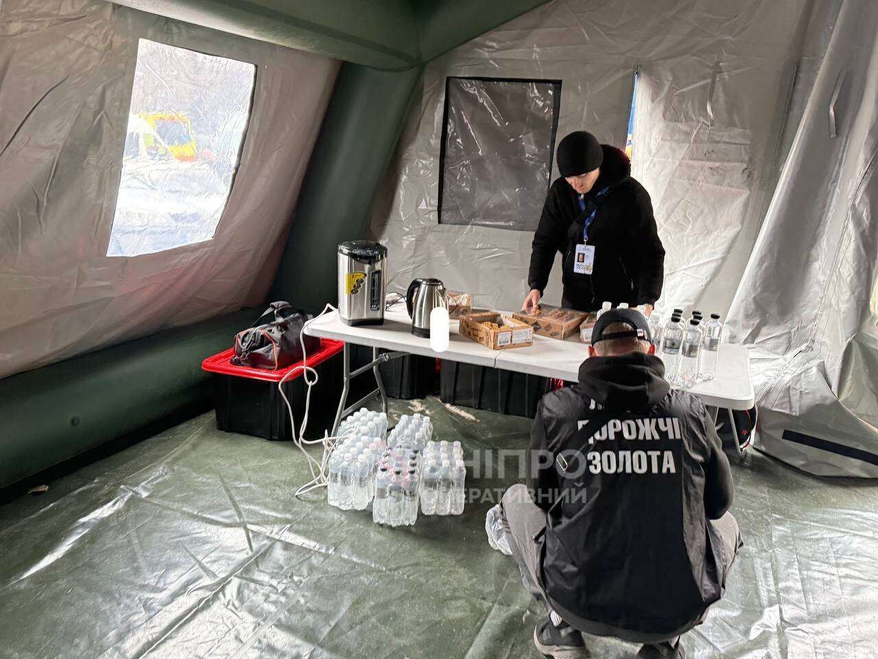 Атака на Днепр 24.03: что происходит на месте попадания &mdash; фото