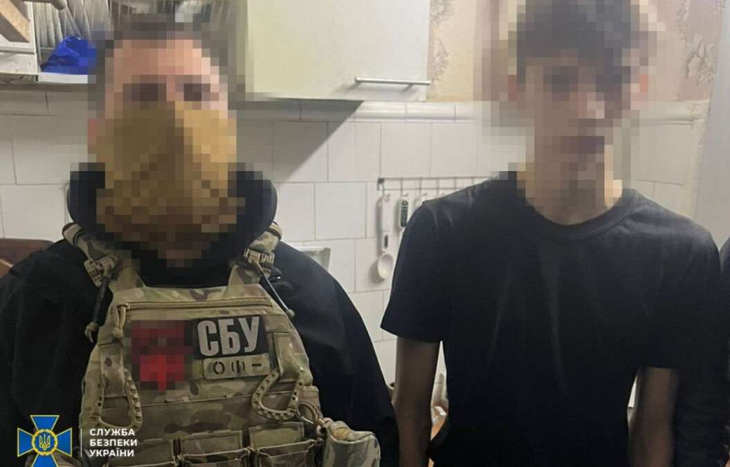 Неповнолітній коригував удари по Дніпру на замовлення власного батька-агента рф