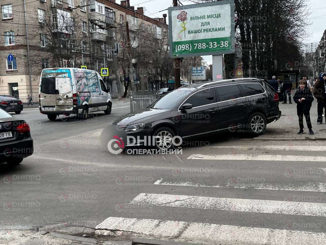 ДТП на Незалежності 31.03: зіткнулися Nissan та Volkswagen