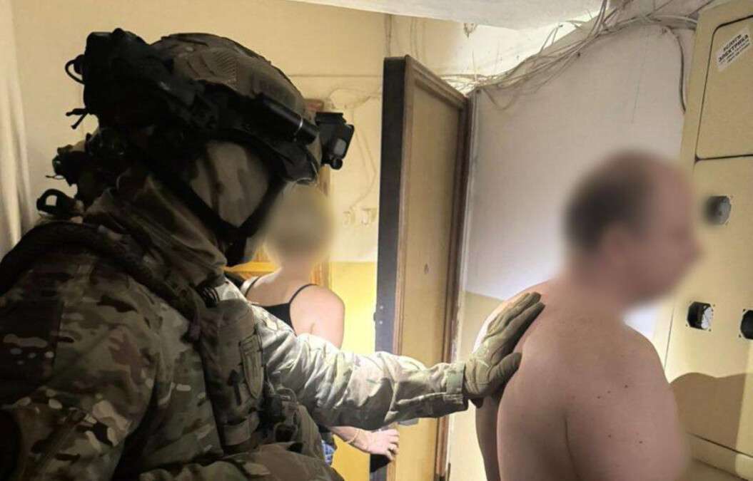 У Дніпрі посадовці банку грабували рахунки померлих та переселенців: справу передано до суду