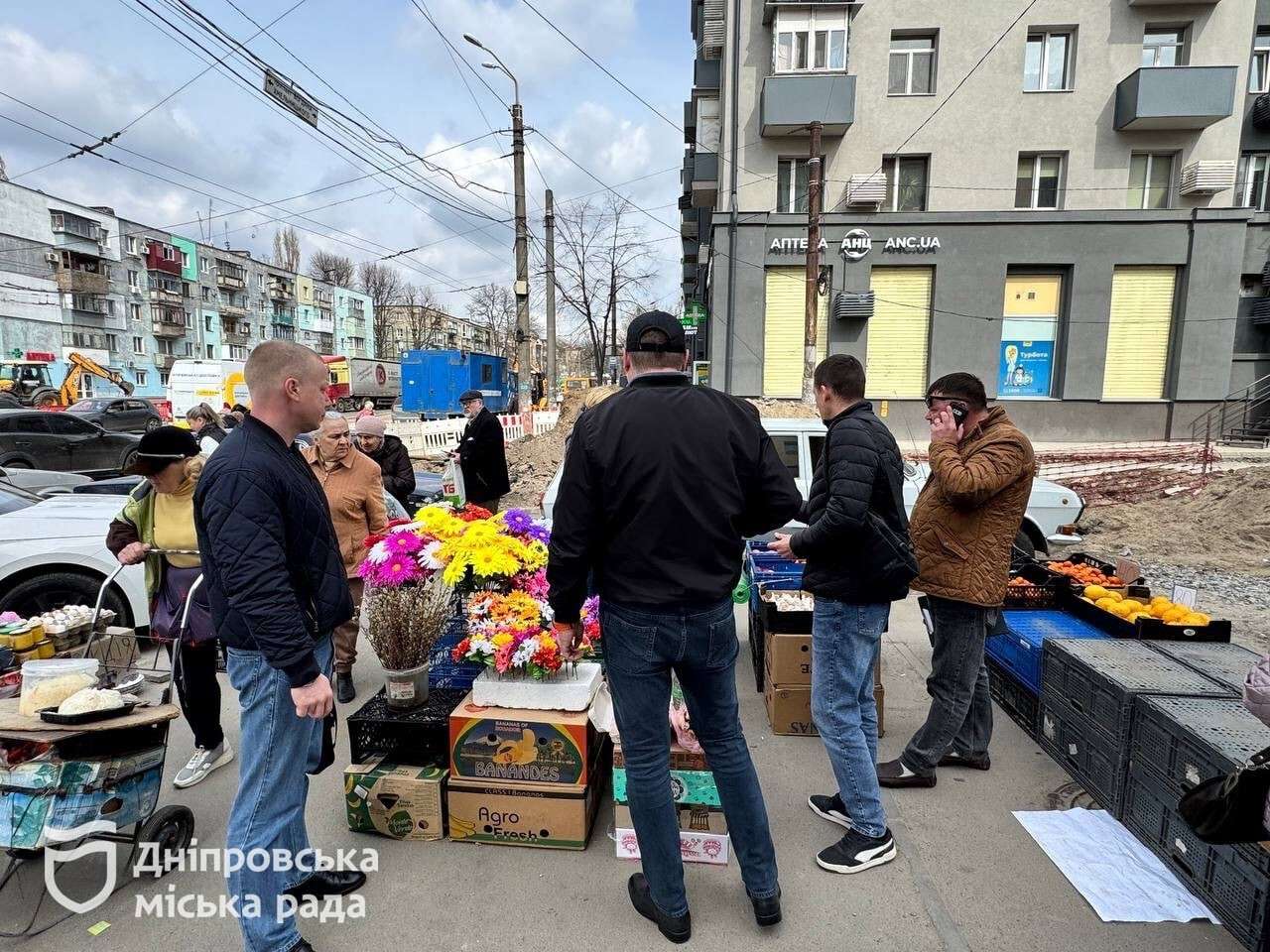 Поминальные дни в Днепре: горожанам напомнили о штрафах