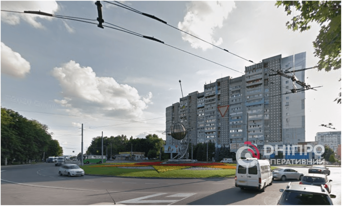 Правила проїзду кільця: чи змінилися ПДР у 2026 році
Кругові розв’язки залишаються одними з найскладніших перехресть для водіїв в Україні. Через різні трактування вимог багато хто досі сумнівається: хто…