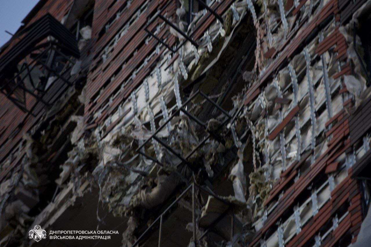 IMAGE 2026-04-15 07:48:33