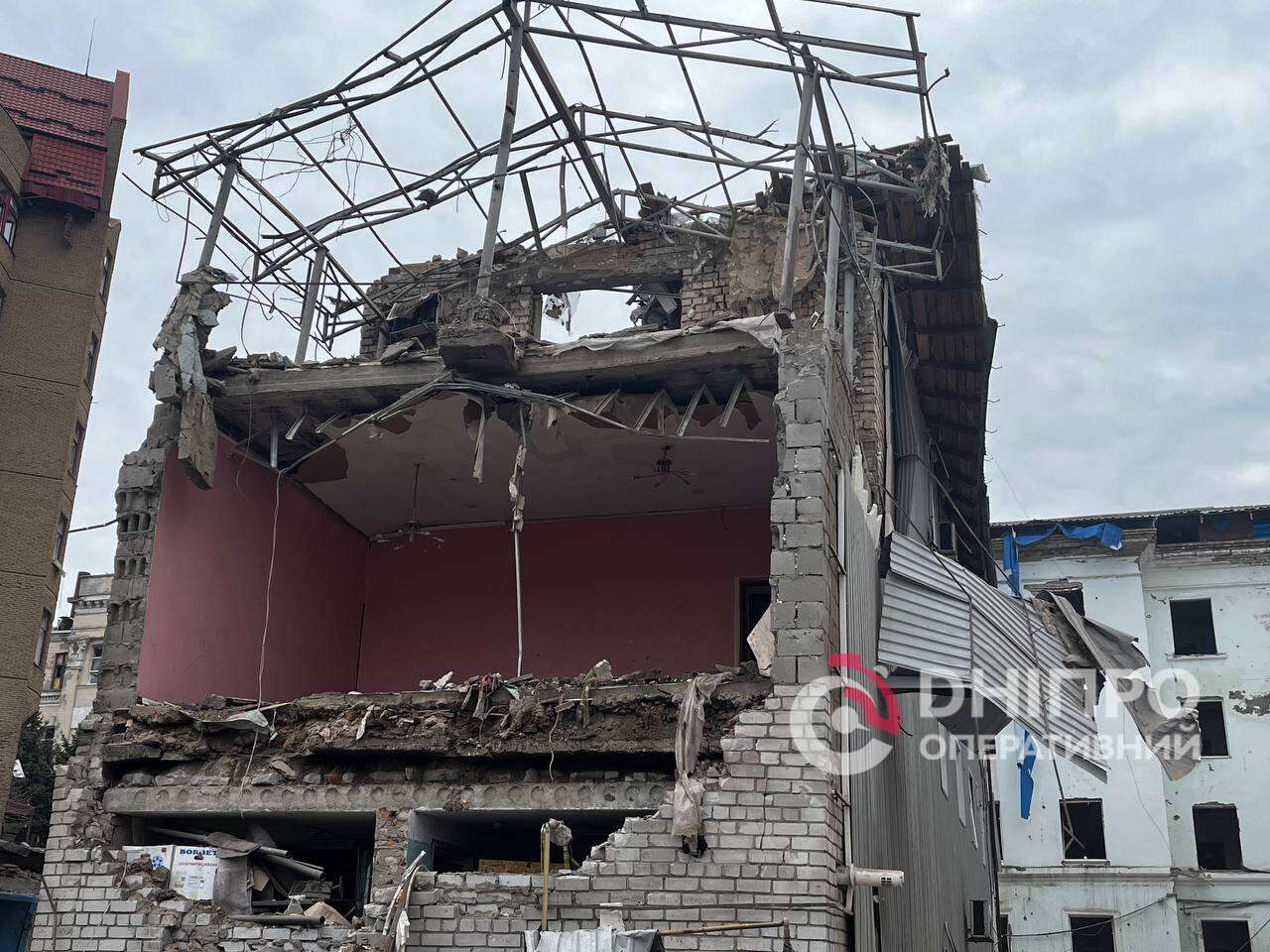 Атаки на Днепр: как выглядит город после вражеских ударов 16 апреля