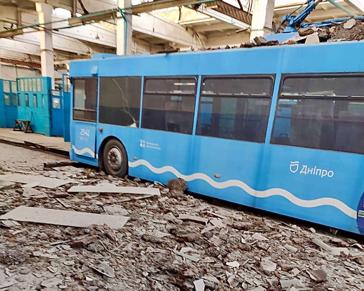 Последствия атаки рф на Днепр 17.04