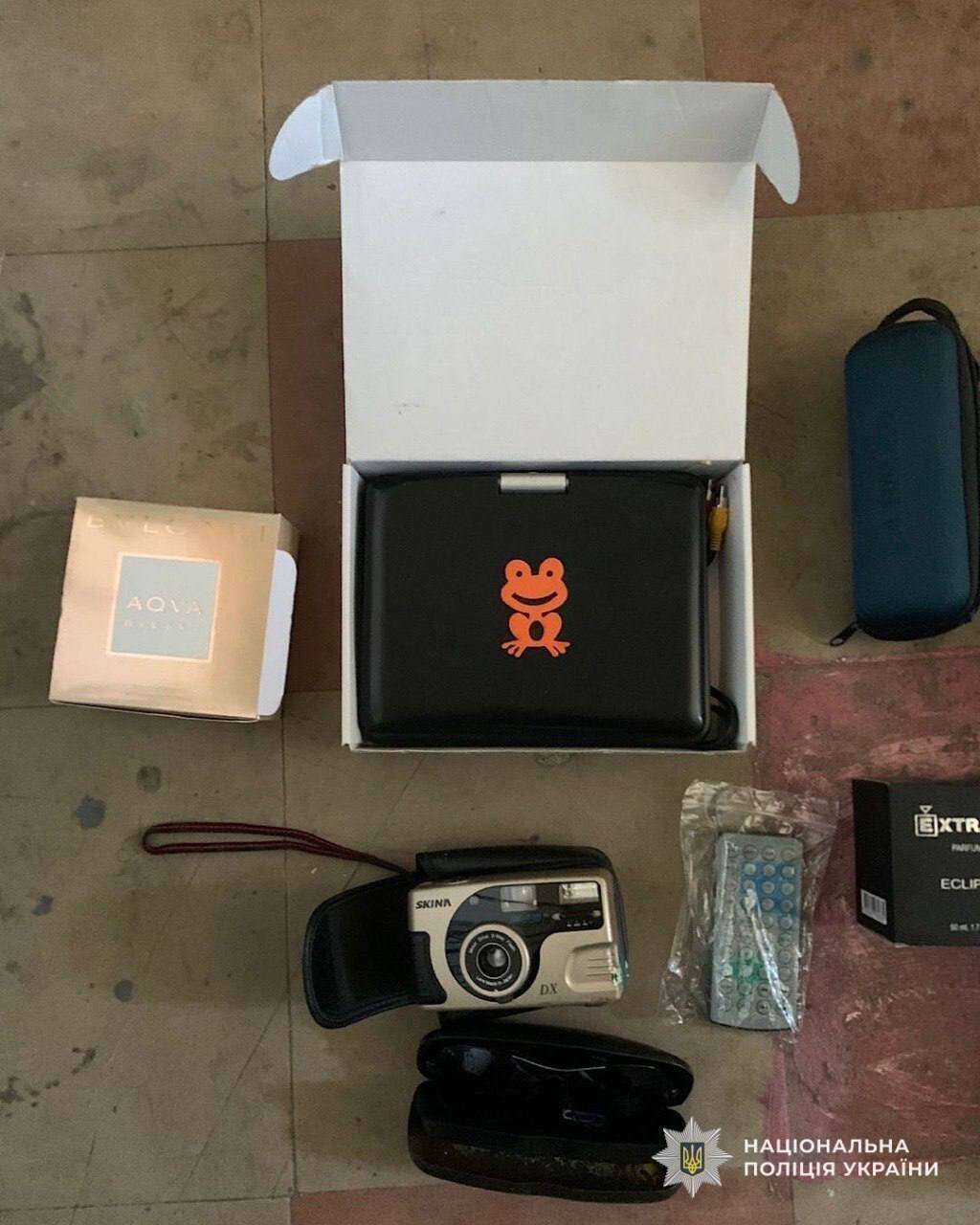 Вор обчистил квартиру