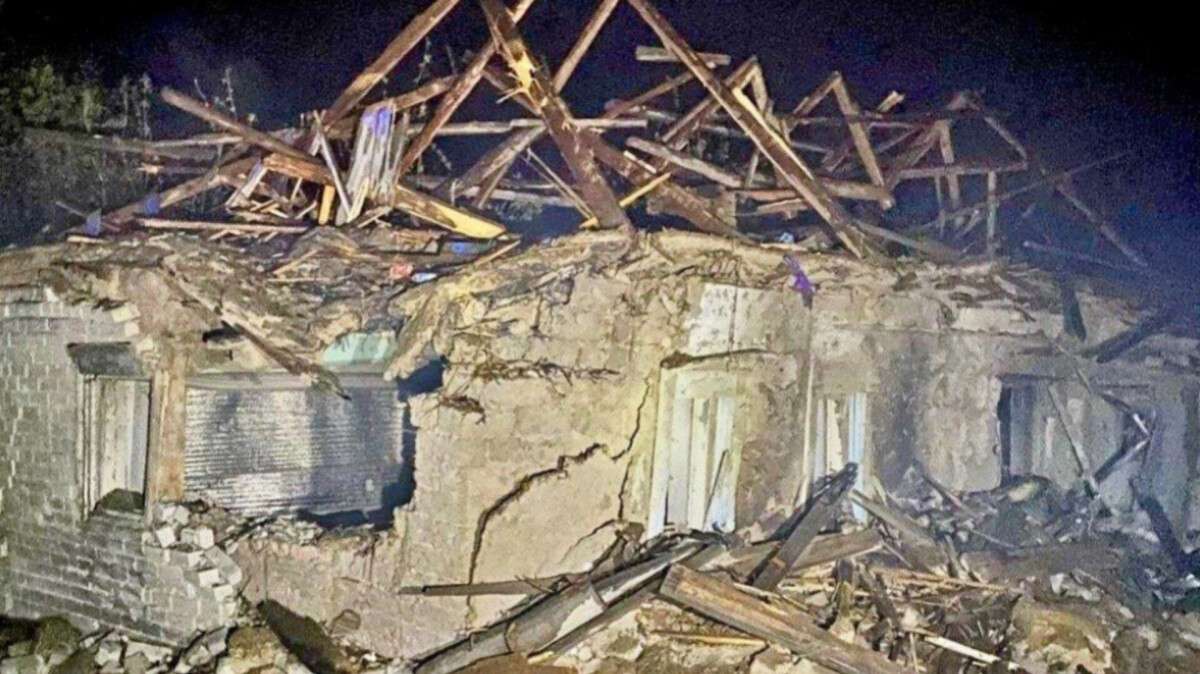 Атаки рф ночью 21.04: среди пострадавших — подросток. Подробности от ОВА