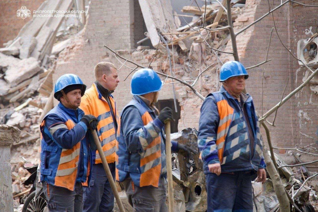 Атака на Дніпро 25 квітня тривала понад 20 годин: кількість жертв зросла