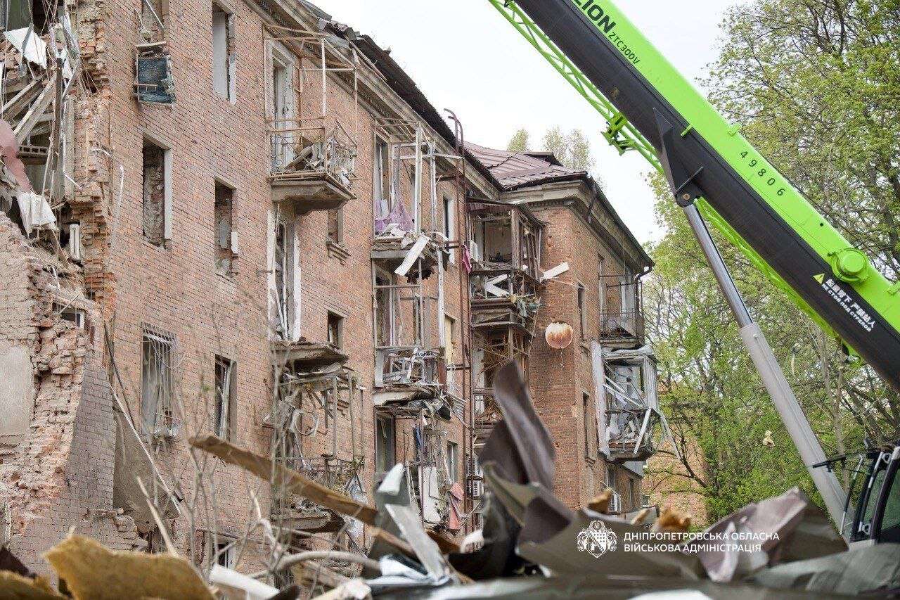 Атака на Днепр 25 апреля продолжалась более 20 часов: количество жертв возросло