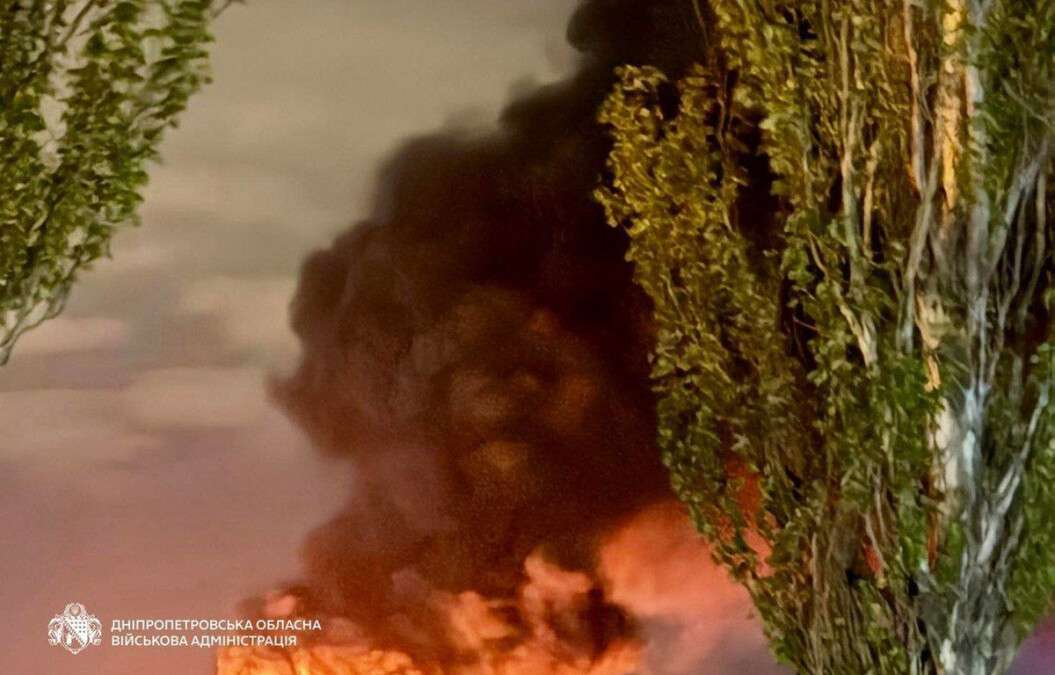 В Днепре и области ночью звучали взрывы: что известно