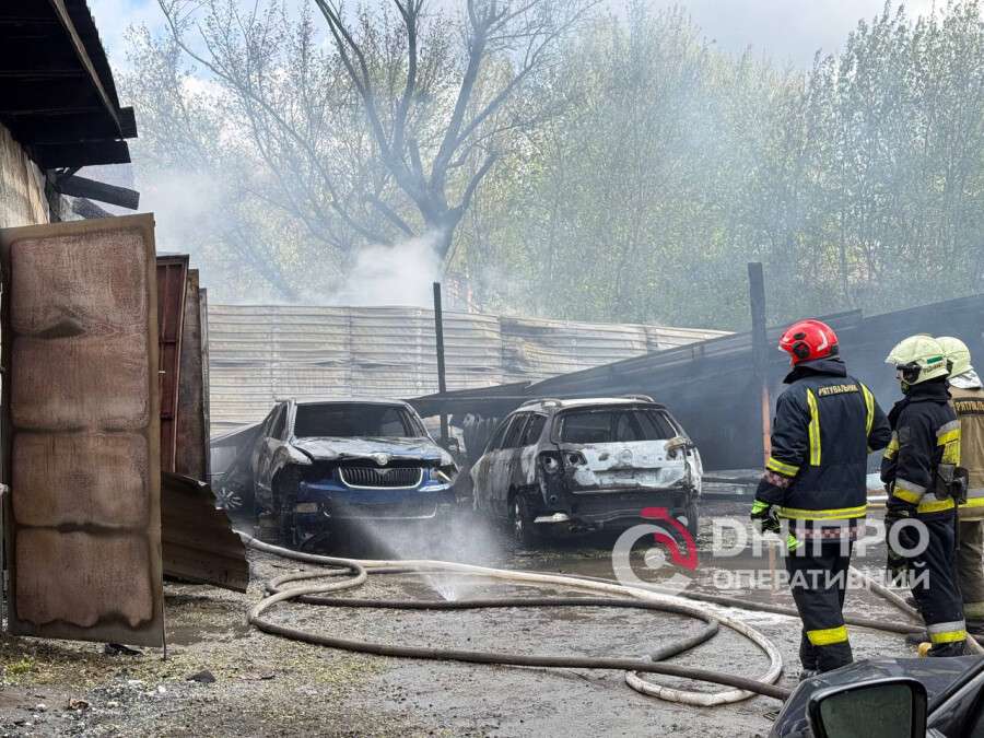 Пожежа на СТО Дніпро
