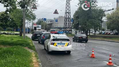 Масштабний затор та аварії на Січеславській Набережній вранці 11.05 - подробиц