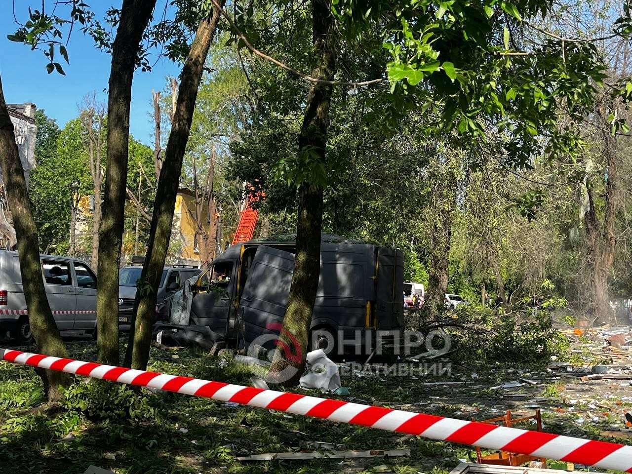 Атака на Днепр ночью 18.05: как выглядит город после российского террора &mdash; фото и подробности