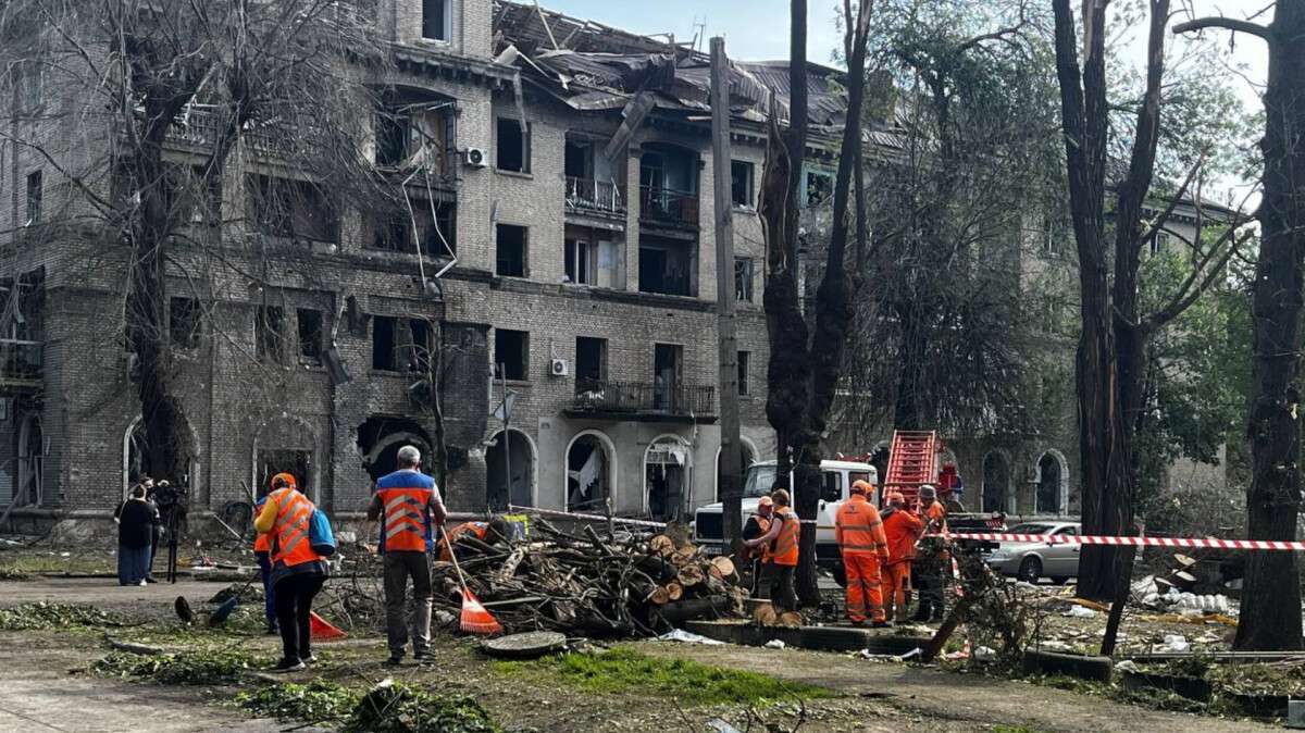 Атака на Днепр ночью 18.05: как выглядит город после российского террора — фото и подробности