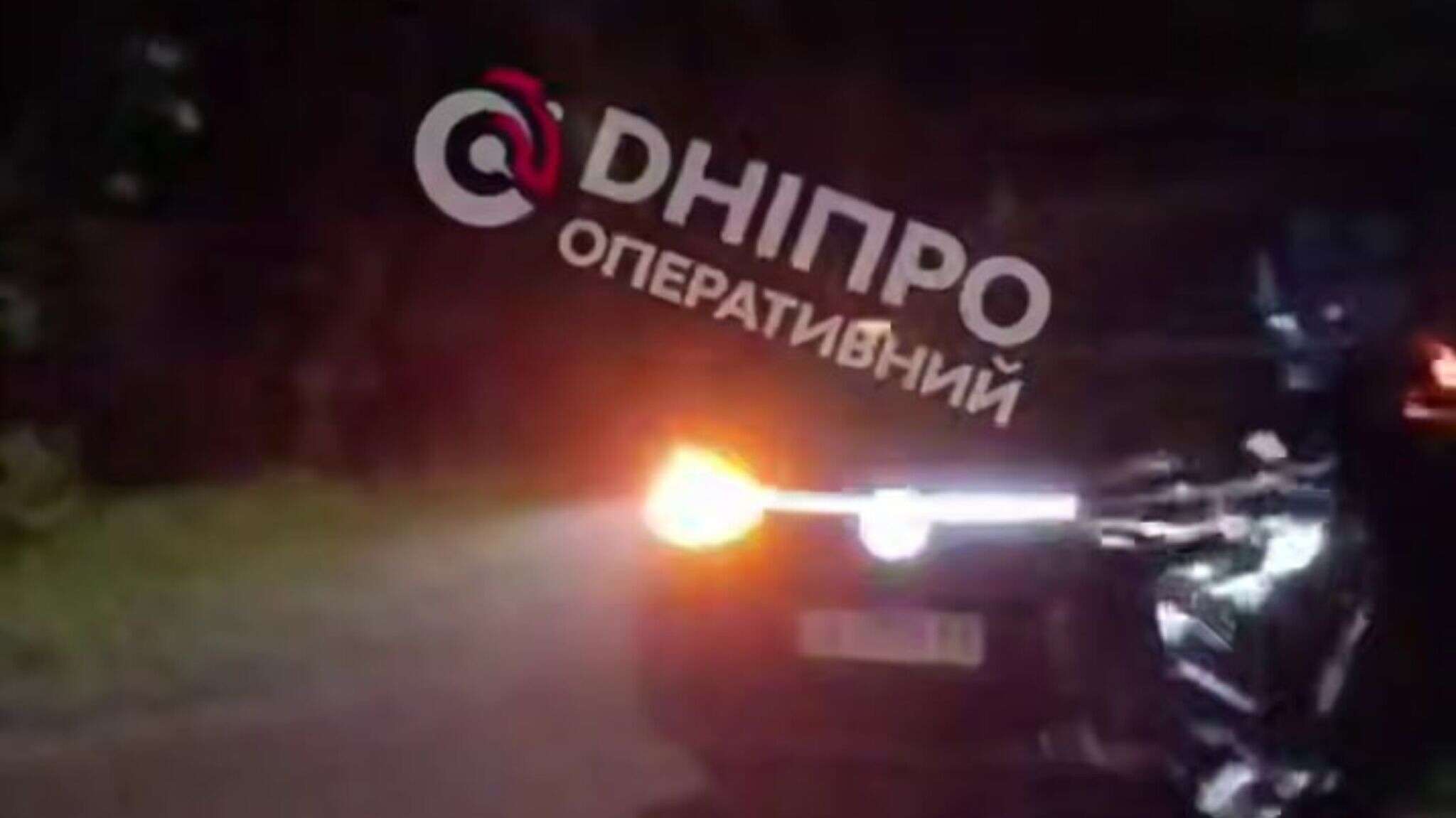 У Дніпрі в Одинківці зіткнулися мопед та Volkswagen: серед постраждалих неповнолітня
У Дніпрі в Одинківці сталася дорожньо-транспортна пригда за участю мопеда та легковика, внаслідок якої постраждали двоє людей. Про це повідомляє…