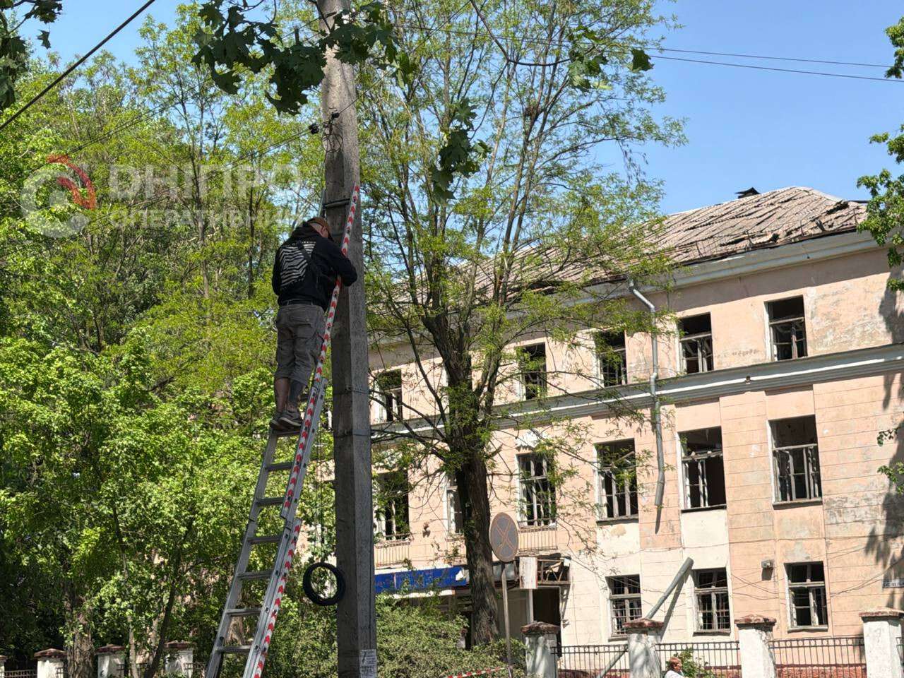 Атака на Дніпро вночі 18.05: як просувається ліквідація наслідків