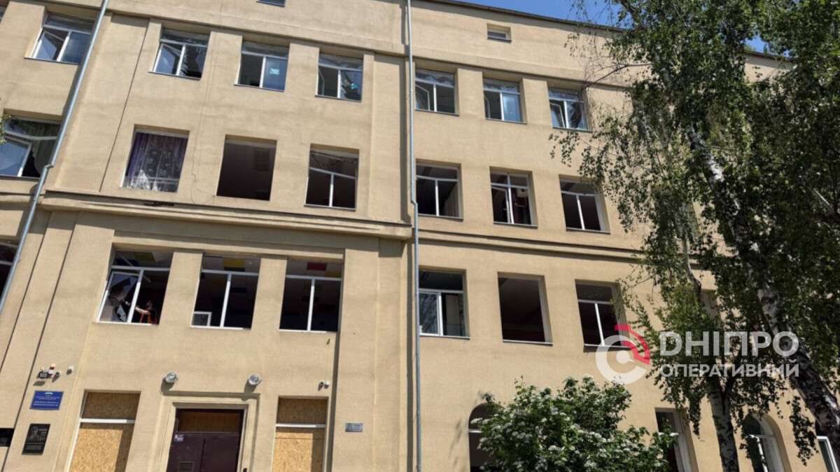 Атака на Дніпро вночі 18.05: як просувається ліквідація наслідків