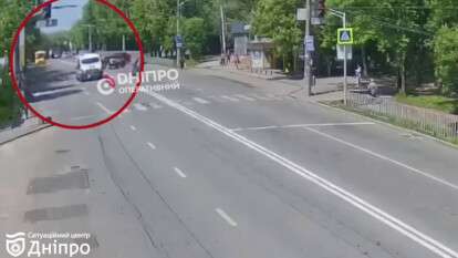 ДТП на Панікахи 19.05: Ford Mustang вилетів на узбіччя - відео та подробиці