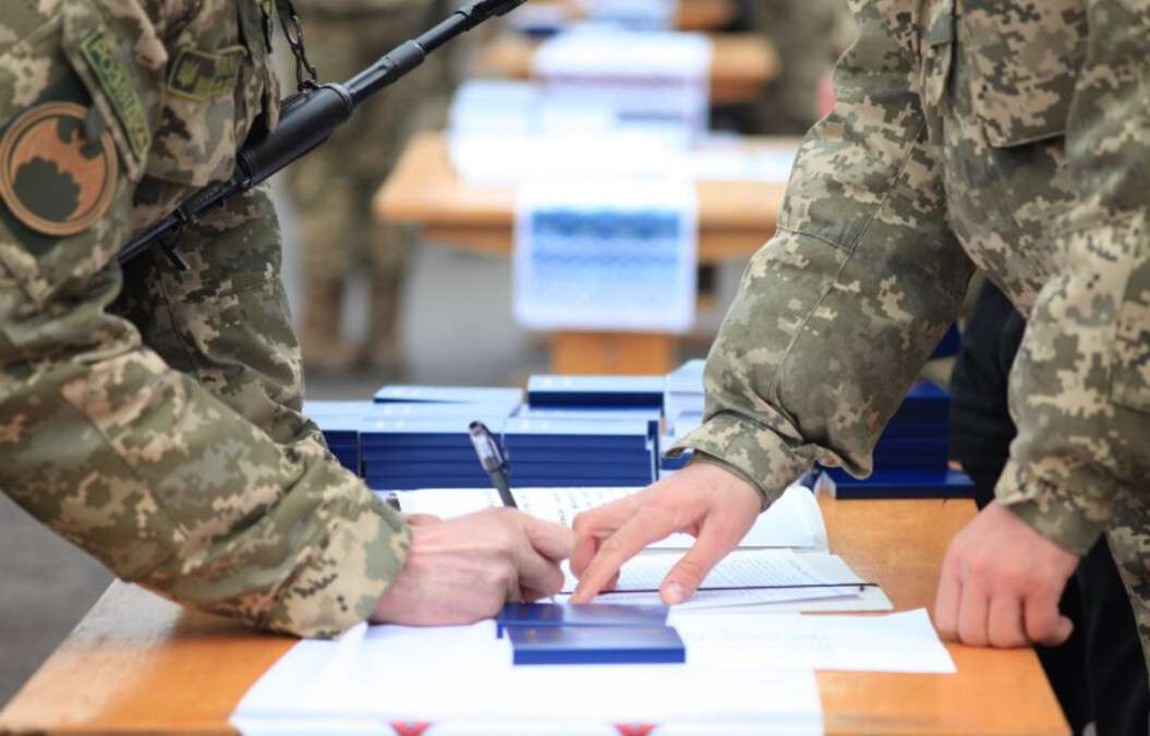 У ЗСУ можуть з’явитися короткі контракти на 6-9 місяців: що відомо