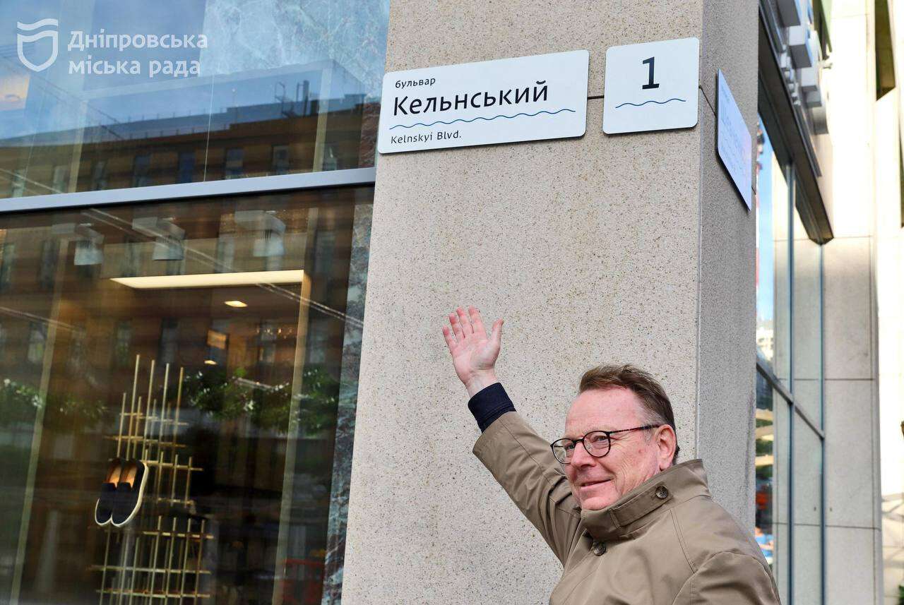 Мер Кельна привіз до Дніпра &laquo;швидкі&raquo; та особисто побачив наслідки російських атак
