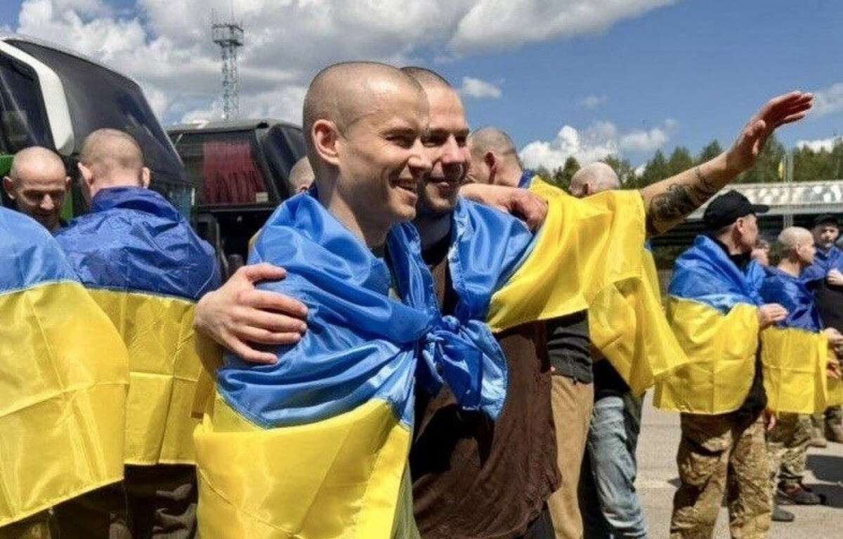 Україна повернула з полону ще 186 людей: серед них – жителі Дніпропетровщини
У межах чергового обміну полоненими додому повернулися ще дев’ятеро захисників з Дніпропетровщини. Про це повідомив очільник Дніпропетровської ОВА Олександр Ганжа,…