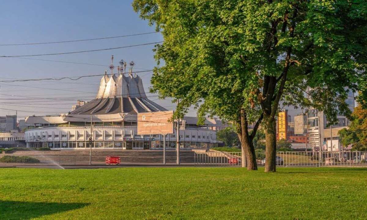 Прогноз погоди у Дніпрі на сьогодні, 7 червня 2026
У неділю, 7 червня, у Дніпрі протягом дня, переважно, триматиметься хмарна погода. Періодично може з'являтися сонце. Опадів не передбачається. Чи…