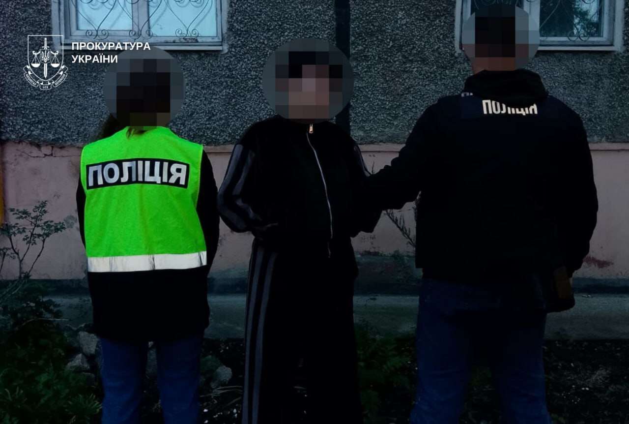 Збували метамфітамін поштою: на Дніпропетровщині накрили наркобізнес
