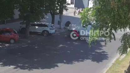 Автомобиль несколько раз перевернулся в центре Днепра 11.06: видео момента и подробности ДТП