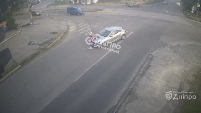Сбили женщину на Павлова 11.06: момент страшного ДТП попал на камеры - видео