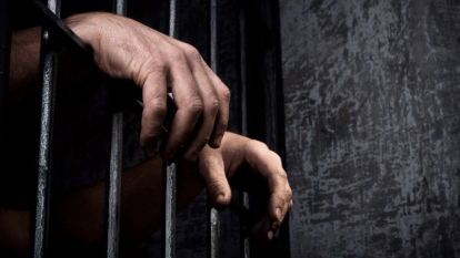Пытался обжаловать 15 лет тюрьмы: в Днепре суд поставил точку в деле 77-летнего педофила