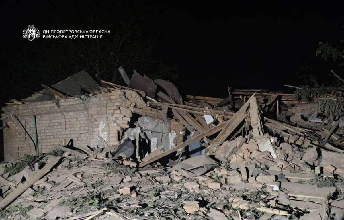 Атаки БпЛА, артилерією та авіабомбами: як на Дніпропетровщині минула ніч на 14 червня
Майже 20 разів ворог атакував три райони Дніпропетровщини безпілотниками, артилерією та авіабомбами. Як минула ніч на 14 червня, повідомляє “Дніпро…