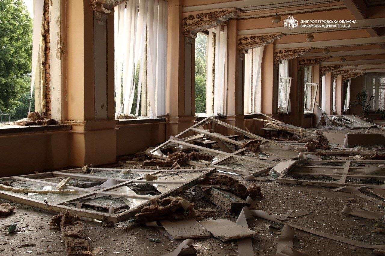 Атака на Дніпро вночі 15.06.2026: є поранений та серйозні руйнування