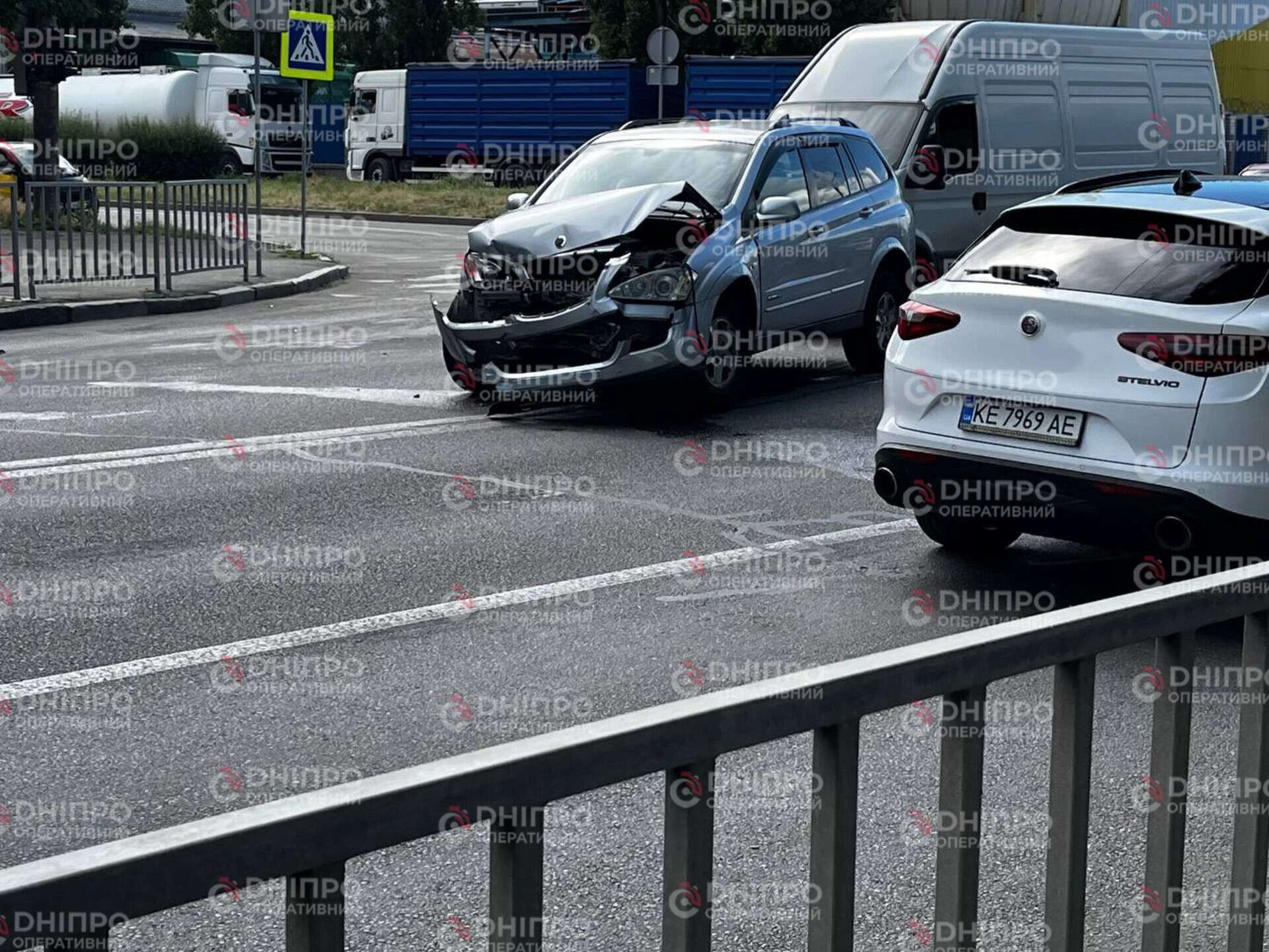 ДТП на Січеславській Набережній 15.06: зіткнулися Mercedes та SsangYong