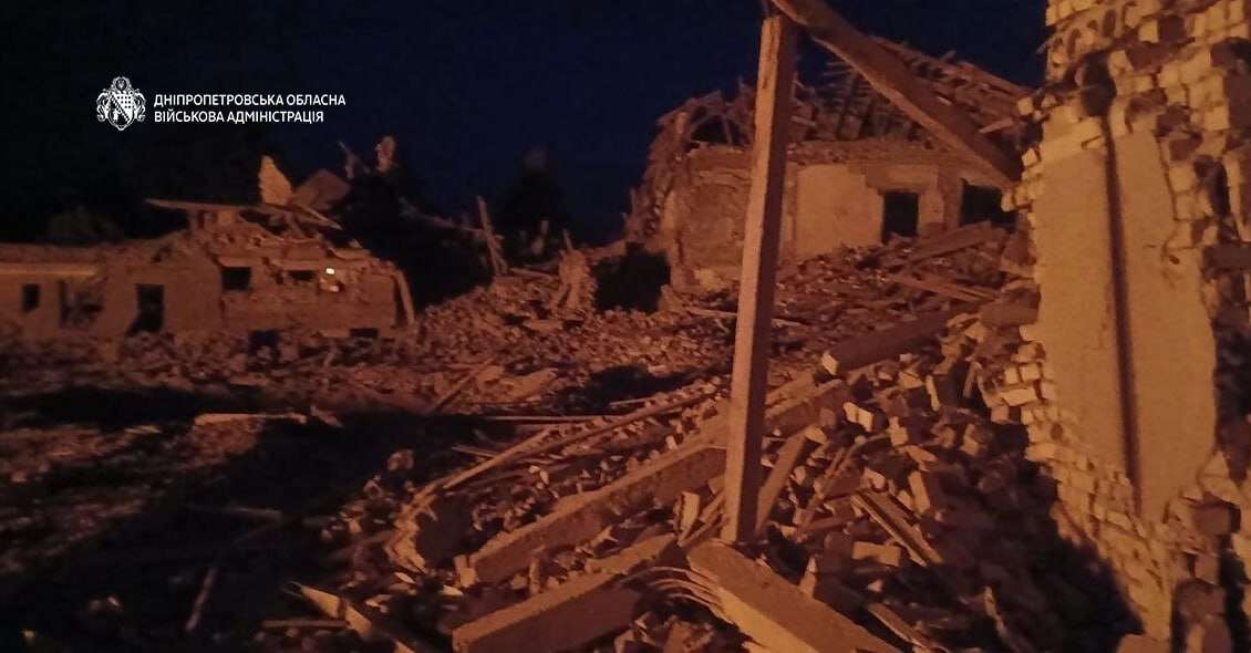 Атаки БпЛА, артилерією та авіабомбами: як на Дніпропетровщині минула ніч на 21 червня
Понад 20 разів ворог атакував три райони Дніпропетровщини безпілотниками, артилерію та авіабомбами в ніч на неділю, 21 червня. Про це…