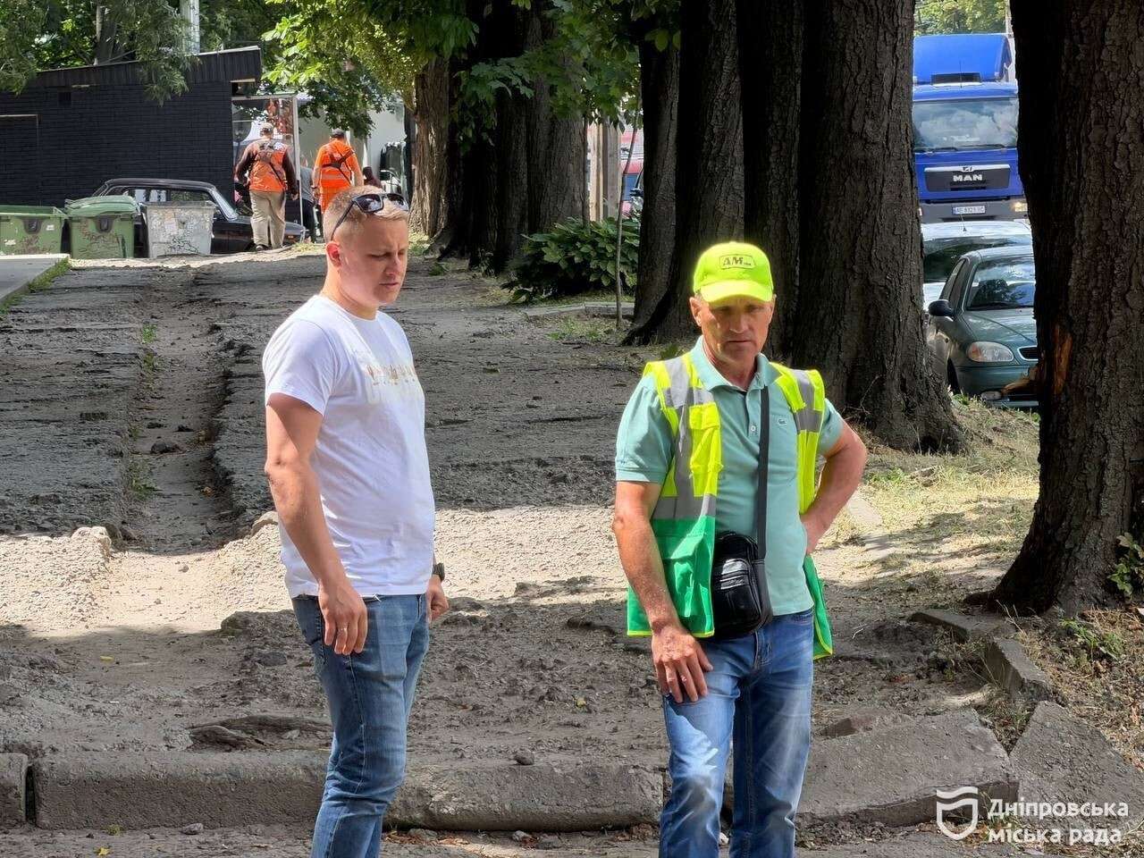 Оновлення доріг та тротуарів у Дніпрі: роботи тривають на проспекті Івана Мазепи