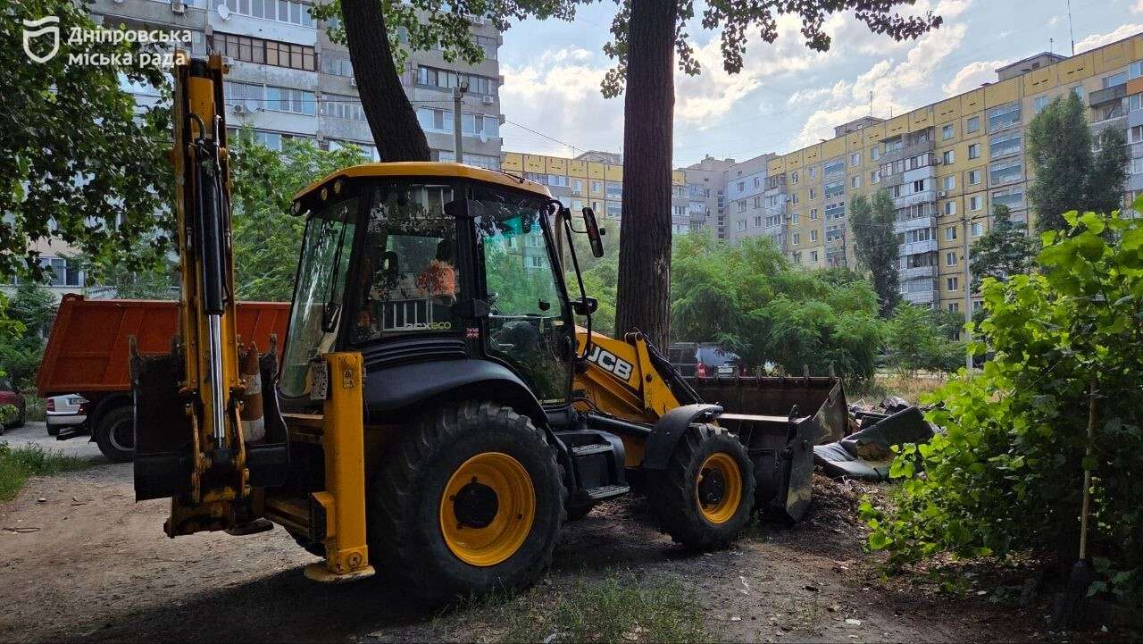 В Днепре борются со стихийными свалками: как продвигаются работы на ж/м Покровский