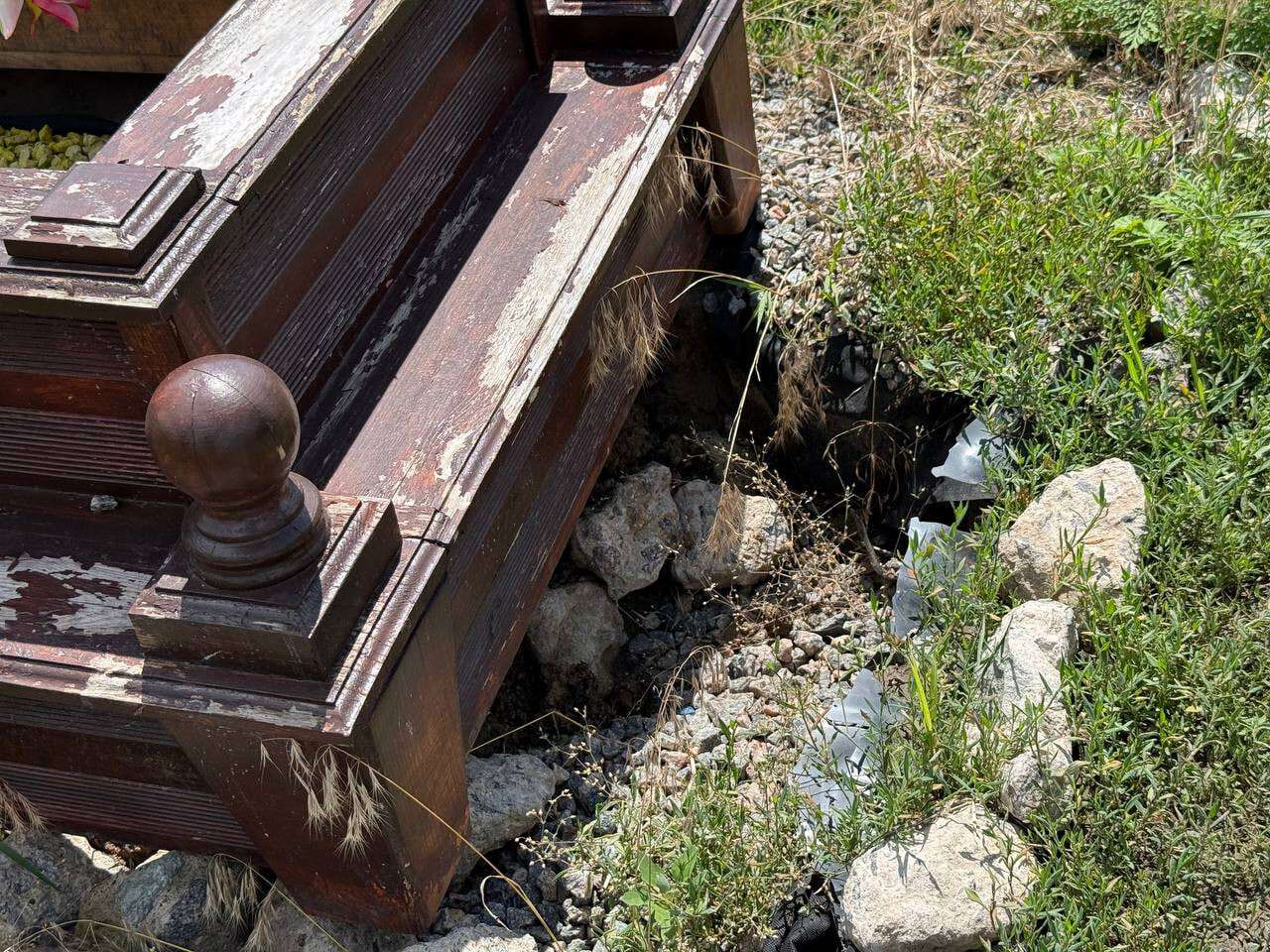 Представители горсовета Днепра обсудили с матерями погибших военных проблемы на Краснопольском кладбище