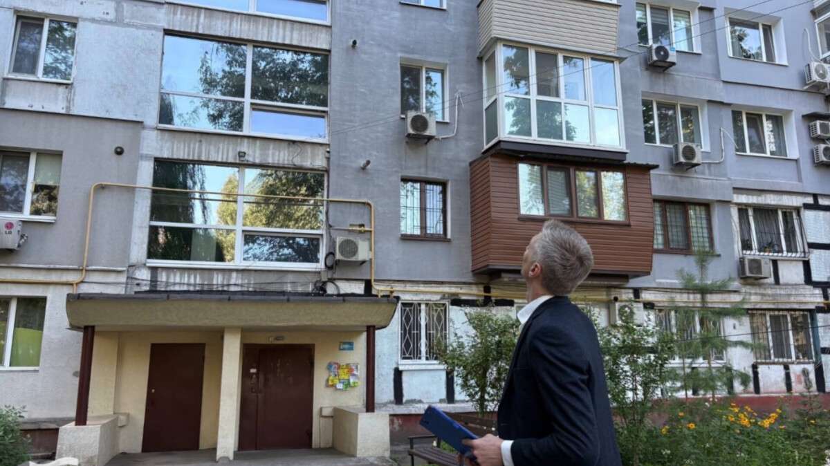 Пошкоджений російським обстрілом будинок ОСББ у Дніпрі повністю відновили