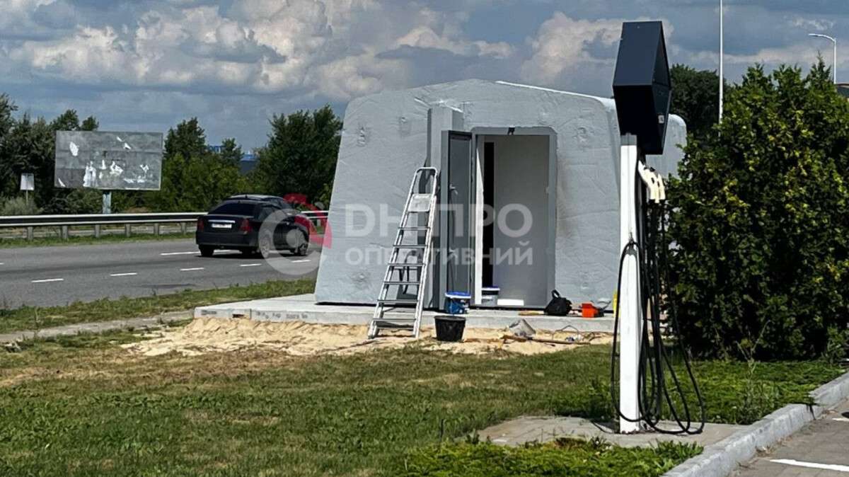 На АЗС усиливают меры безопасности из-за атак рф: в ДнепрОВА рассказали подробности