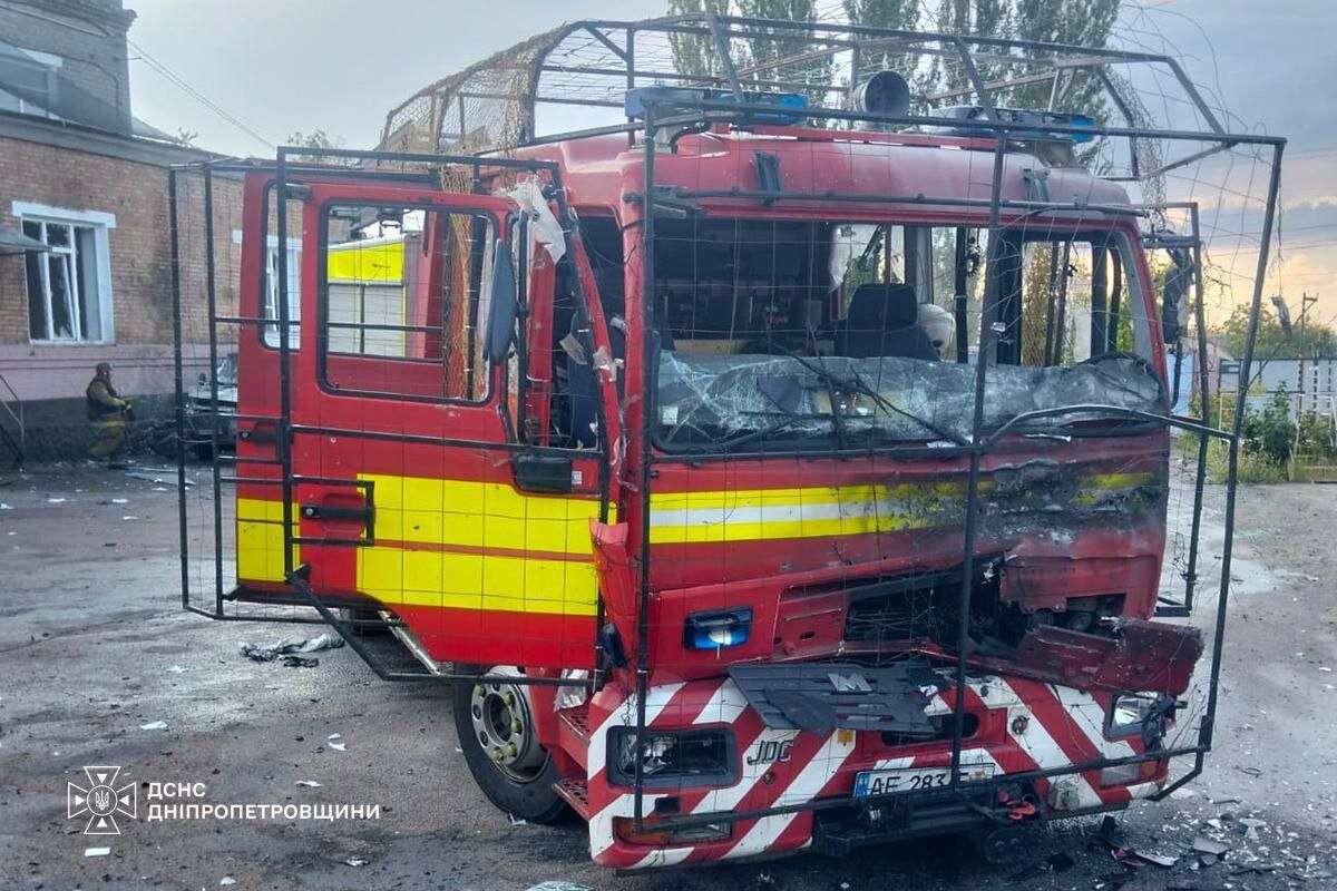 Рятувальники потрапили під повторний удар рф на Дніпропетровщині 28.0