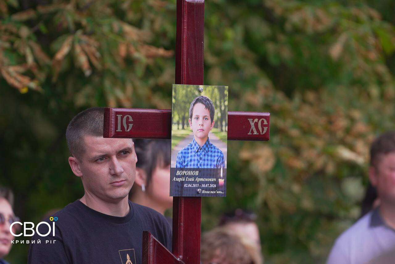 У Радушному попрощалися з родиною, яка загинула внаслідок ракетного удару рф