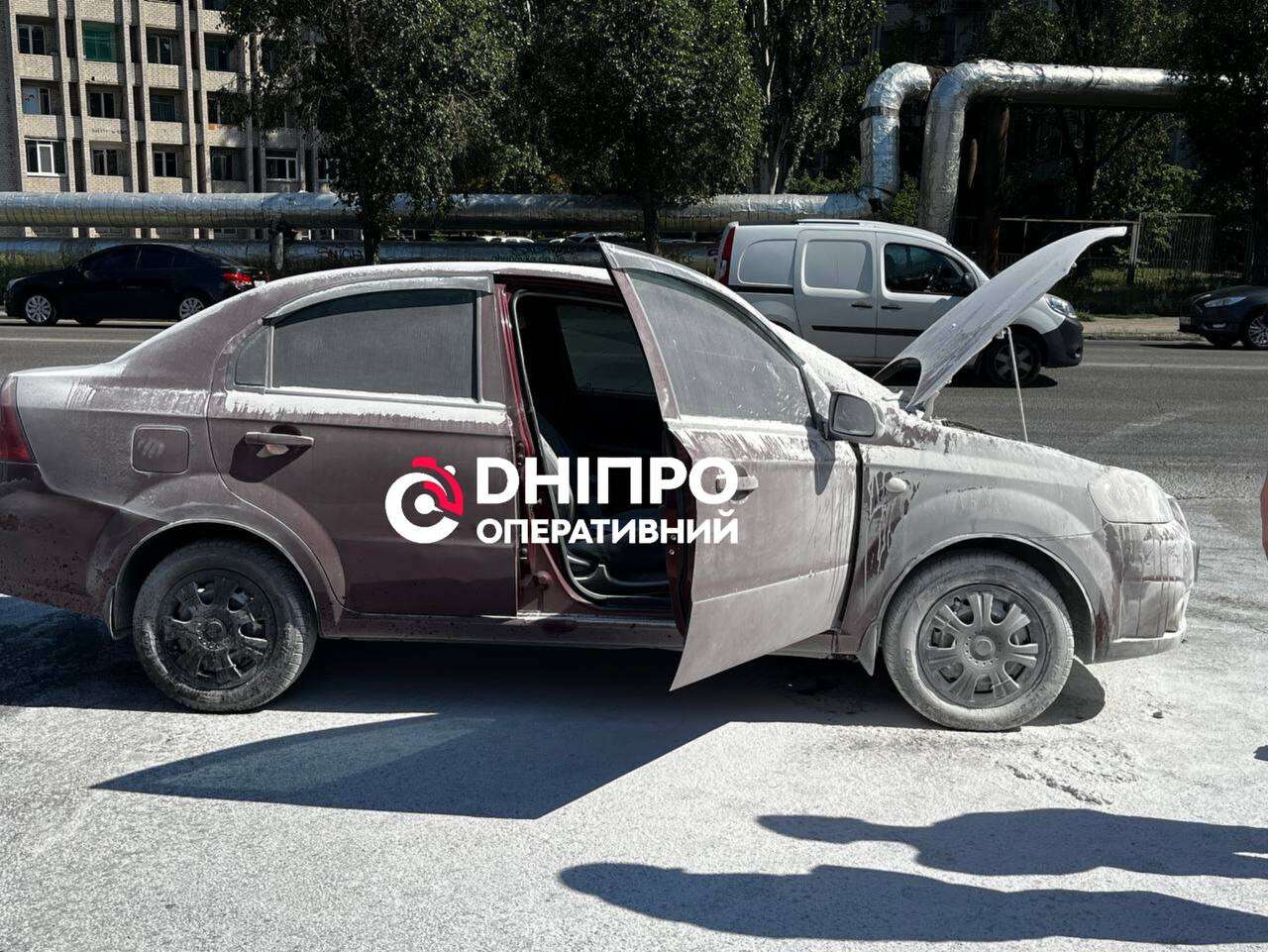 Загорелся автомобиль возле АЗС на Космической 5 августа: подробности с места происшестви