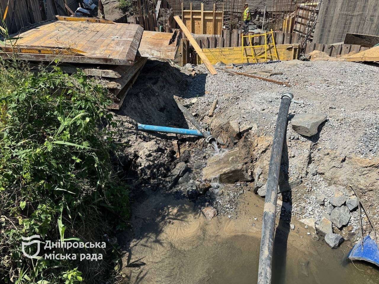Без затоплених вулиць після злив: в АНД районі Дніпра триває модернізація каналізаційної мережі
