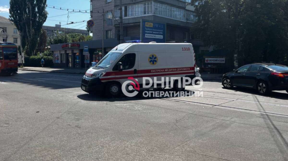 ДТП за участю "швидкої" на Писаржевського 6 серпня