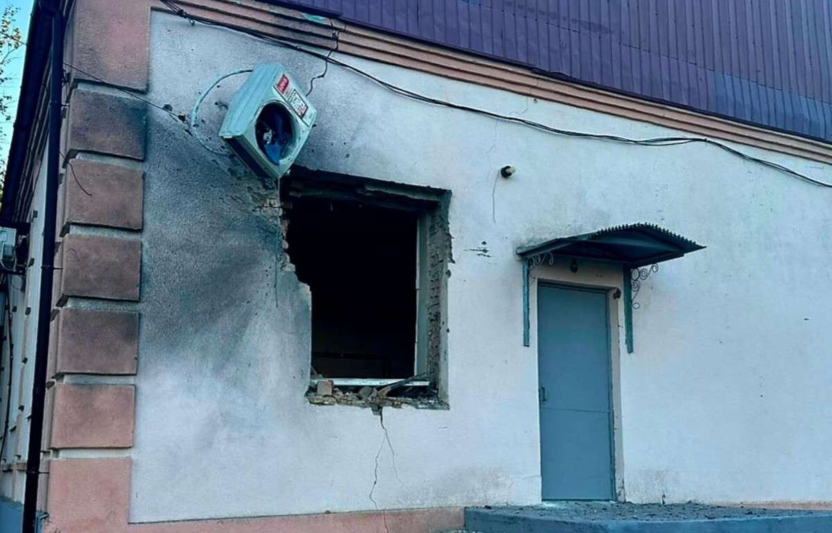 Було гучно в чотирьох районах: як на Дніпропетровщині минула ніч на 20 серпня
Майже 20 разів ворог атакував чотири райони Дніпропетровщини безпілотниками, артилерією та авіабомбами. Як минула ніч на четвер, 20 серпня, повідомляє…